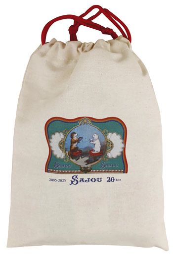 Sajou Needlepoint Puffie Kit - Cat & Dog Winding Yarn